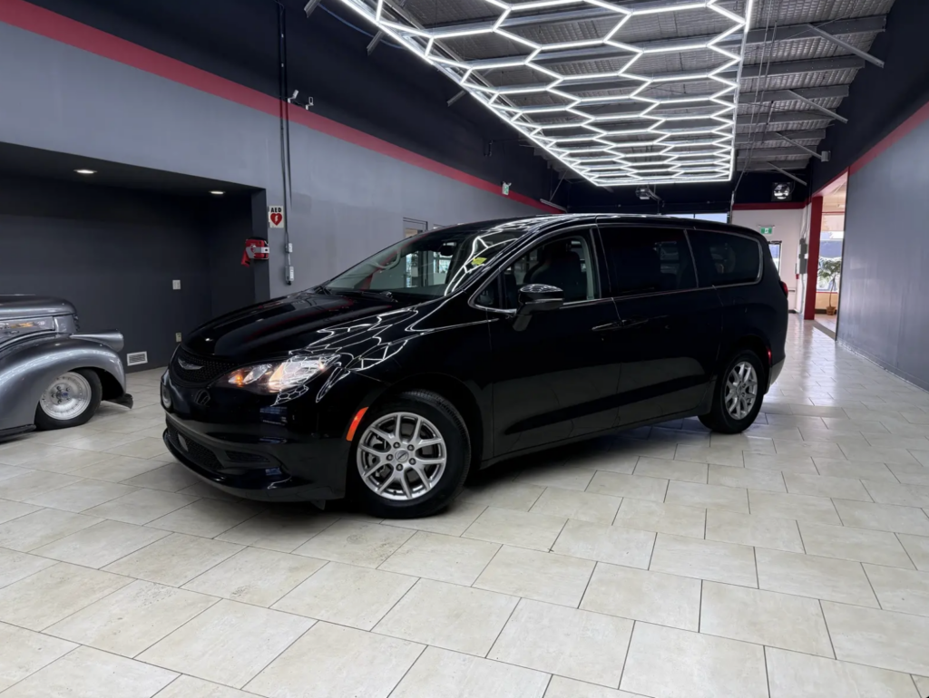 2024 Chrysler Grand Caravan